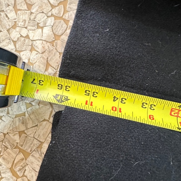 Very cute faux leopard collar and cuffs black swing coat w/ zipper closure. - Picture 5 of 7